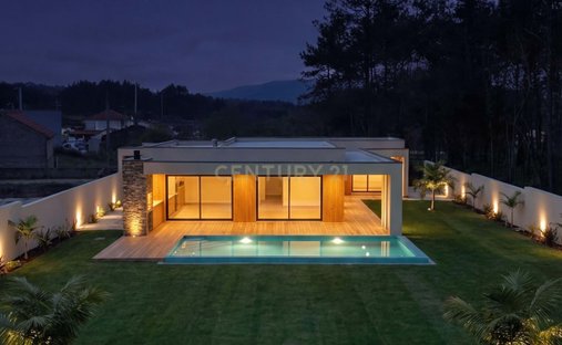 Villa in Sao Romao de Neiva, Viana do Castelo District, Portugal 1