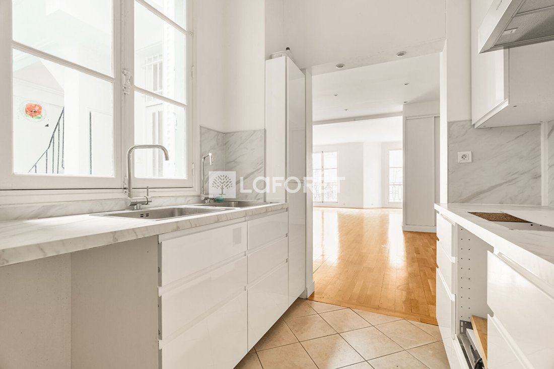Apartment in Bois de Boulogne, Paris 16e Arrondissement, Paris 4 - 17499840