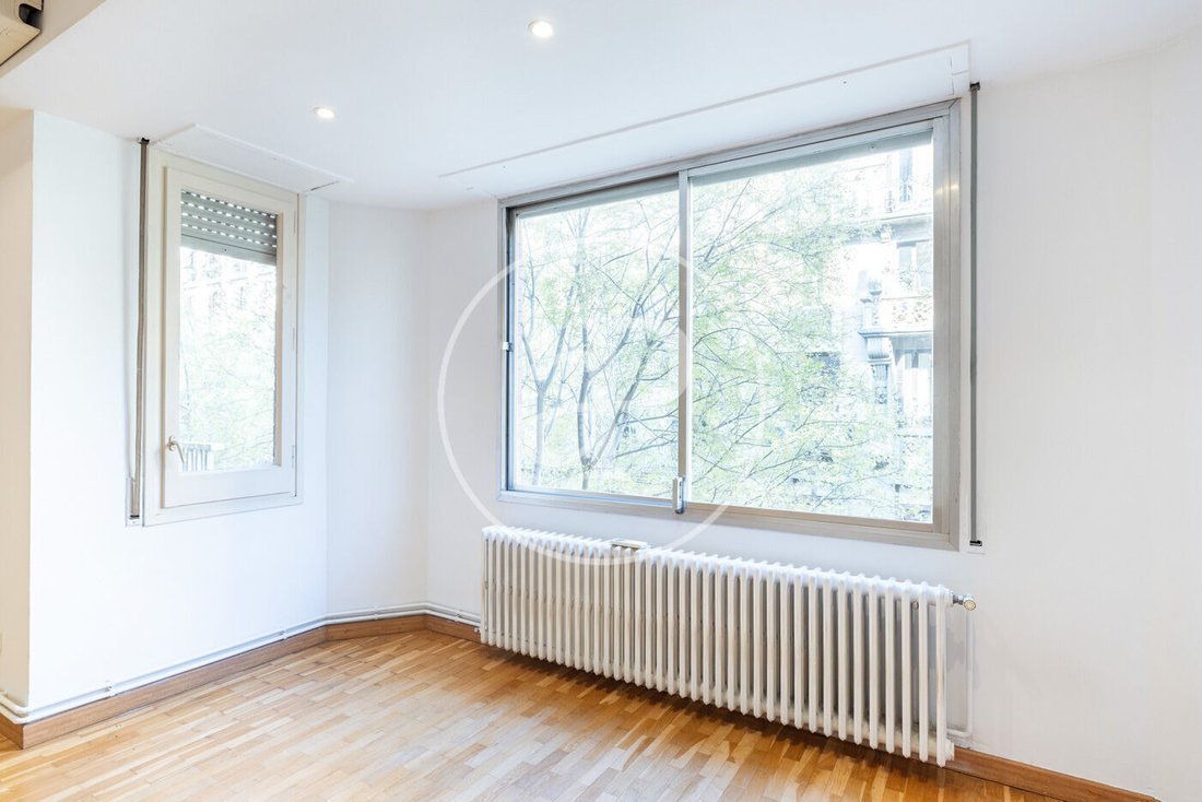 Apartment in Eixample, Barcelona, Spain 3 - 17500323