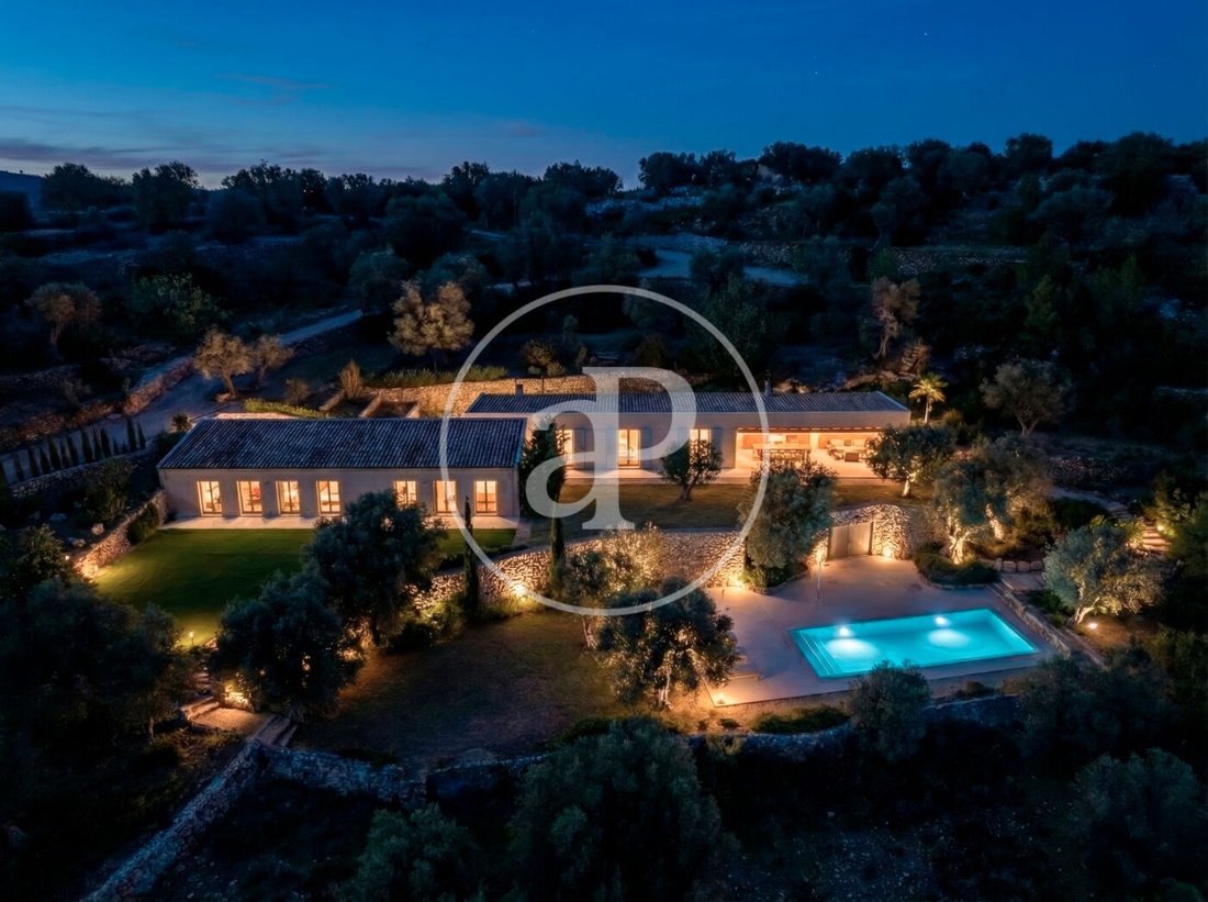 Villa in Esporles, Balearic Islands, Spain 1 - 17500342