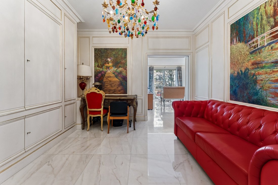 Apartment in Elysées-Madeleine, Paris 8e Arrondissement, Paris 3 - 17499719