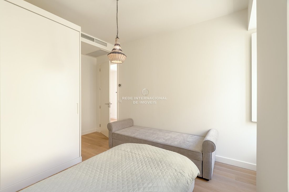 Apartment in Santo Antonio, Lisbon, Portugal 2 - 17500336