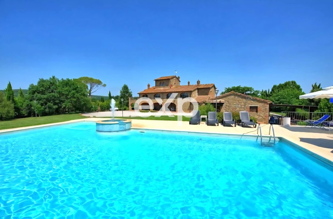 Villa in Asciano, Tuscany, Italy 1 - 17500121