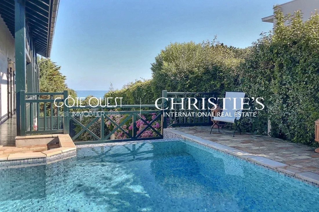 Villa in Centre Ville, Saint-Jean-de-Luz, France 2 - 17500031