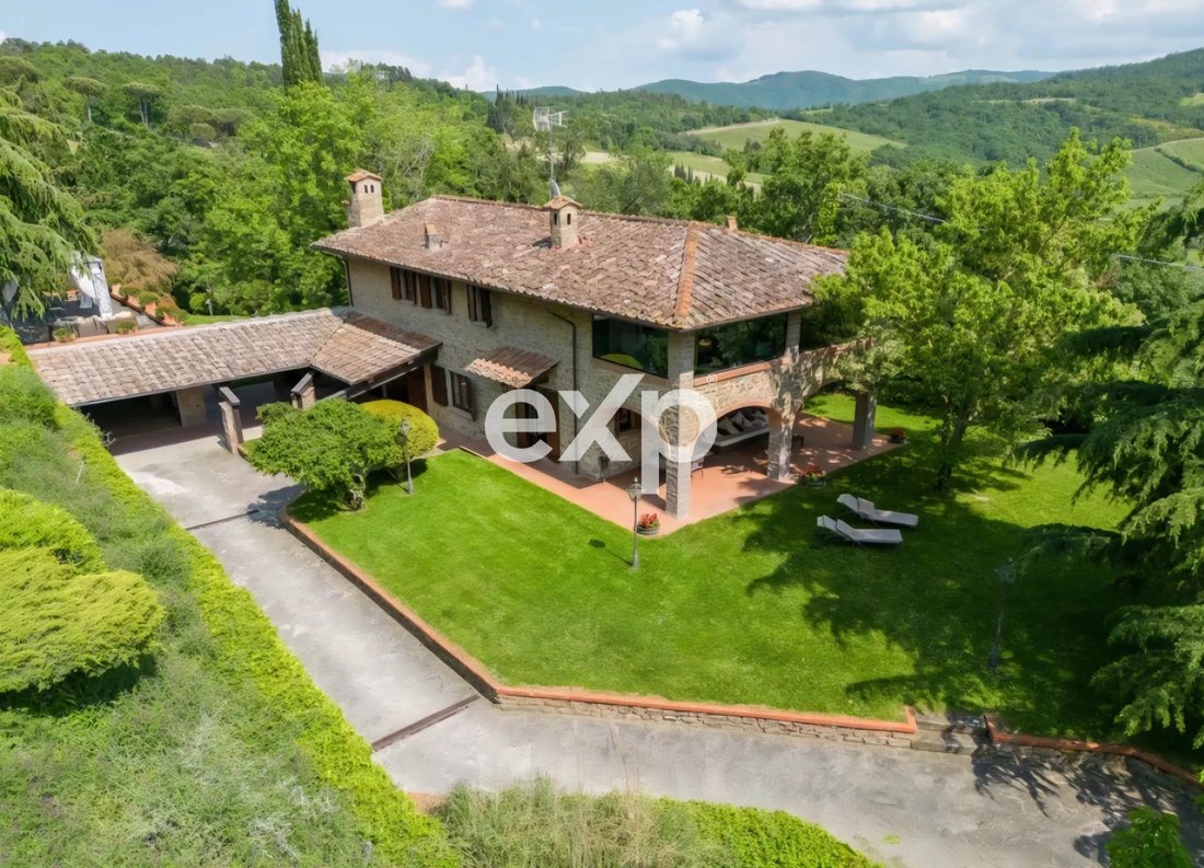 Villa in Center, Arezzo, Tuscany 1 - 17500114