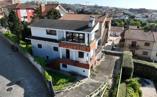 Villa in Canidelo, Porto District, Portugal 1