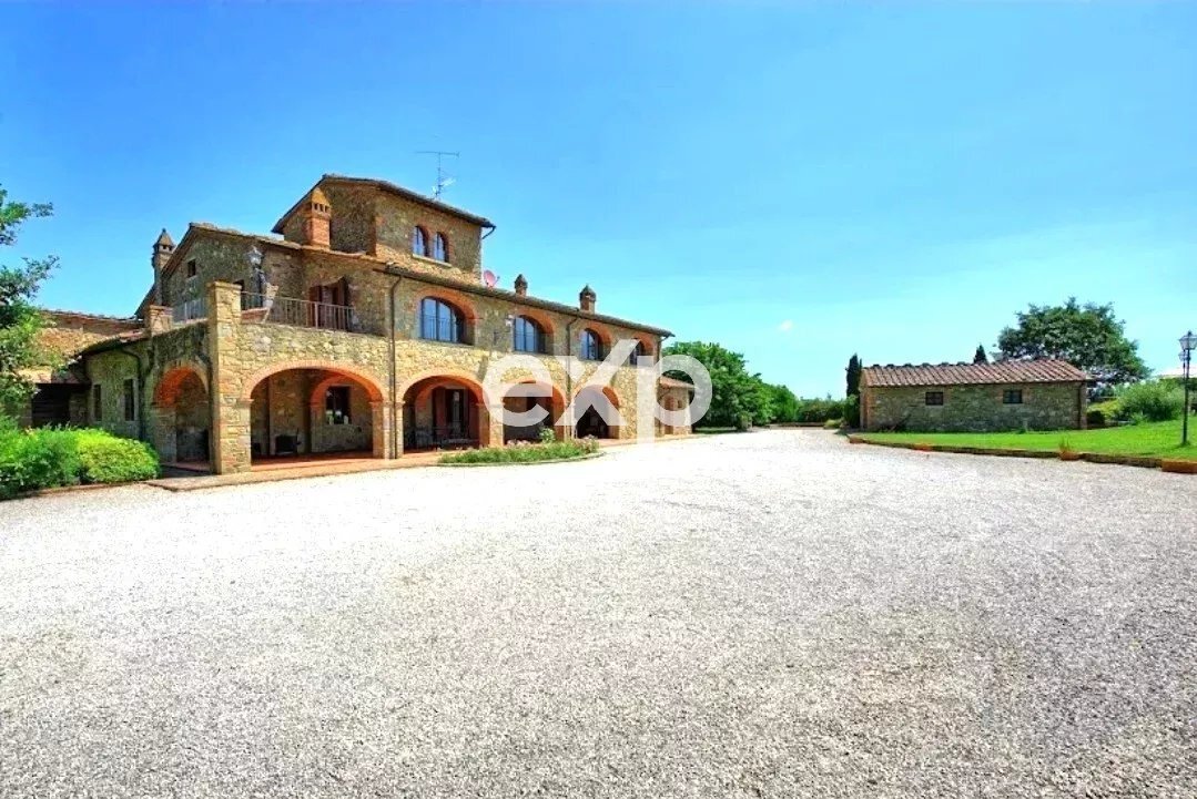 Villa in Asciano, Tuscany, Italy 2 - 17500121