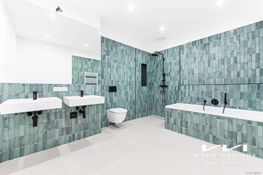 Vienna, Wien, Austria 3 - 16442049