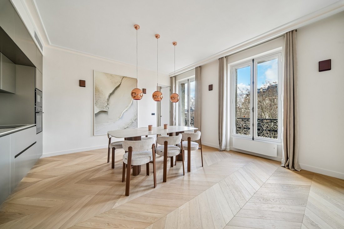 Apartment in Invalides, Paris 7e Arrondissement, Paris 4 - 17499914