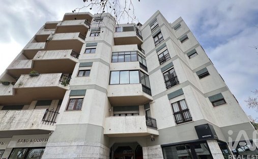 Apartment in Cascais e Estoril, Lisbon, Portugal 1