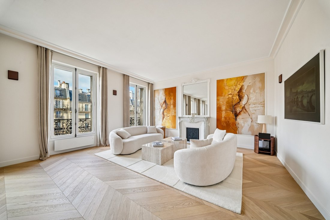 Apartment in Invalides, Paris 7e Arrondissement, Paris 1 - 17499914
