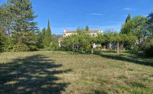 House in Paradou, Provence-Alpes-Côte d'Azur, France 1