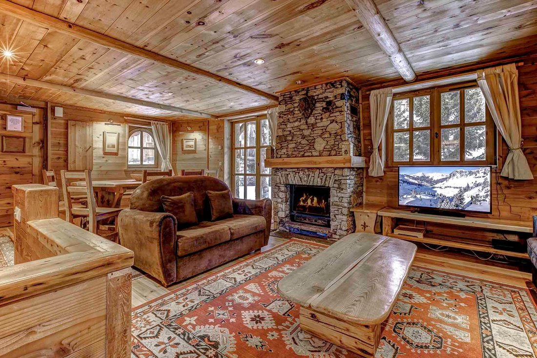 Chalet in Val-d'Isere, Auvergne-Rhône-Alpes, France 4 - 17501026