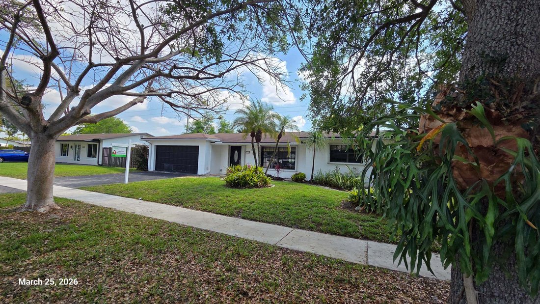 House in Davie, Florida, United States 3 - 17501141