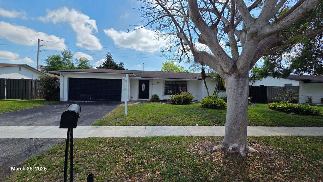 House in Davie, Florida, United States 1 - 17501141