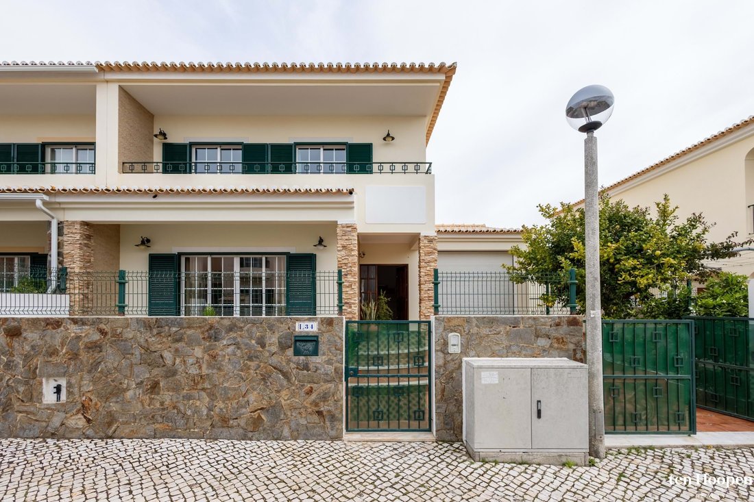 Villa in Sao Goncalo de Lagos, Algarve, Portugal 1 - 17500860