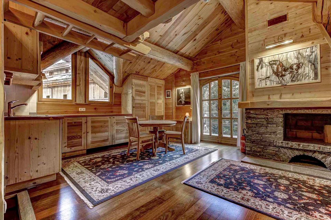 Chalet in Val-d'Isere, Auvergne-Rhône-Alpes, France 5 - 17501026