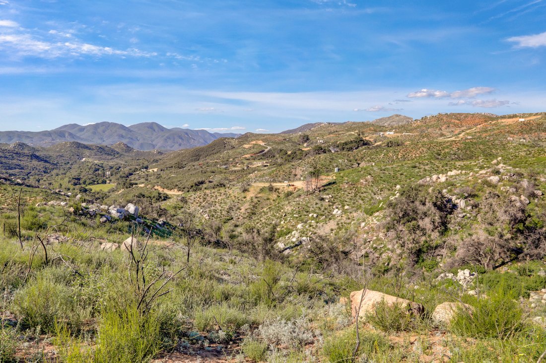 Land in Lake Elsinore, California, United States 1 - 17501203