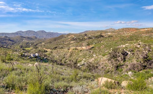 Land in Lake Elsinore, California, United States 1