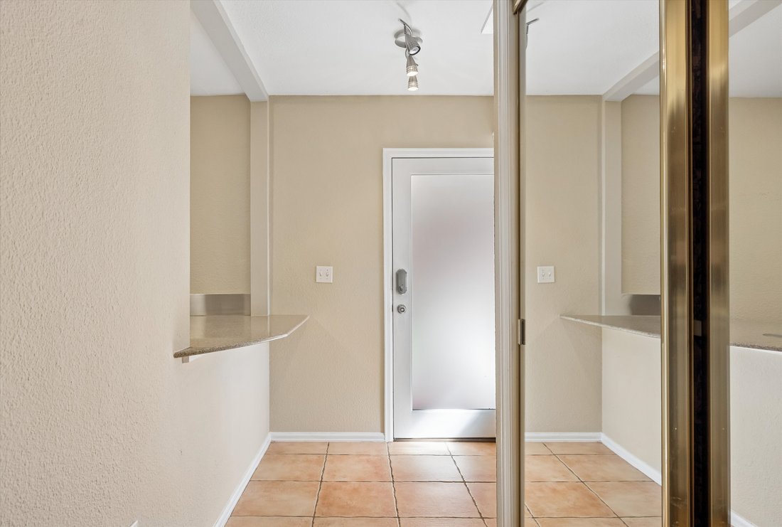 Condo in Boulder, Colorado, United States 3 - 17501287