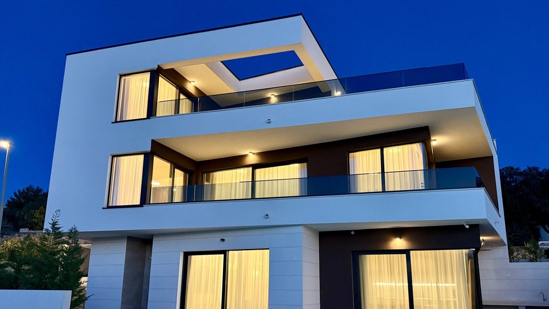 Villa in Rogoznica, Sibenik-Knin County, Croatia 1 - 17501346