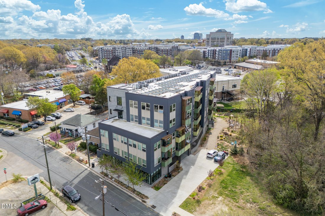 Condo in Durham, North Carolina, United States 3 - 17501910
