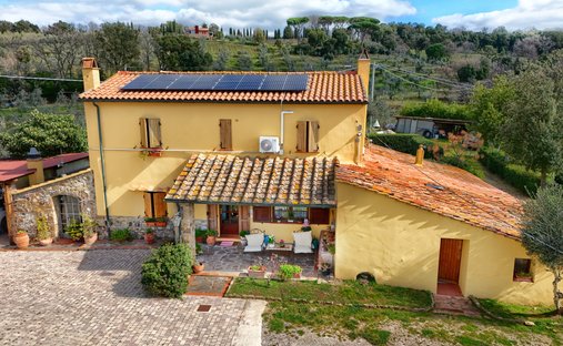Country House in Castagneto Carducci, Tuscany, Italy 1