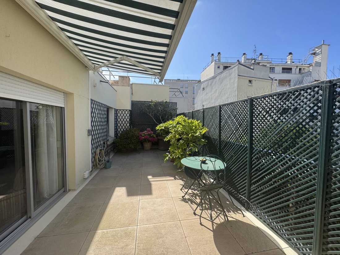 Apartment in Paris, Île-de-France, France 3 - 17501492
