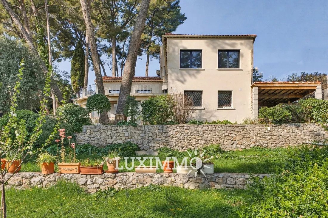 Villa in Colombier, Le Cannet, France 1 - 17501665