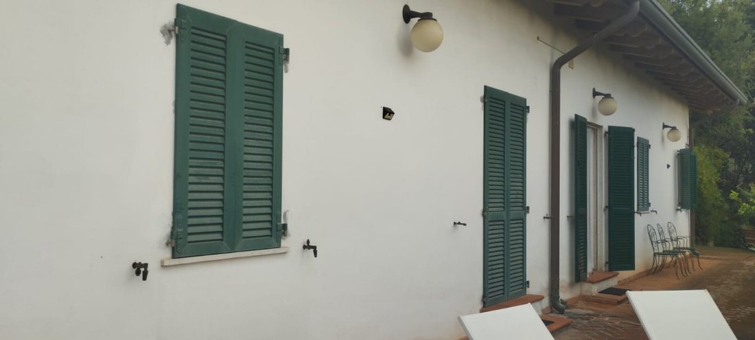 Villa in Pietrasanta, Tuscany, Italy 3 - 17501826