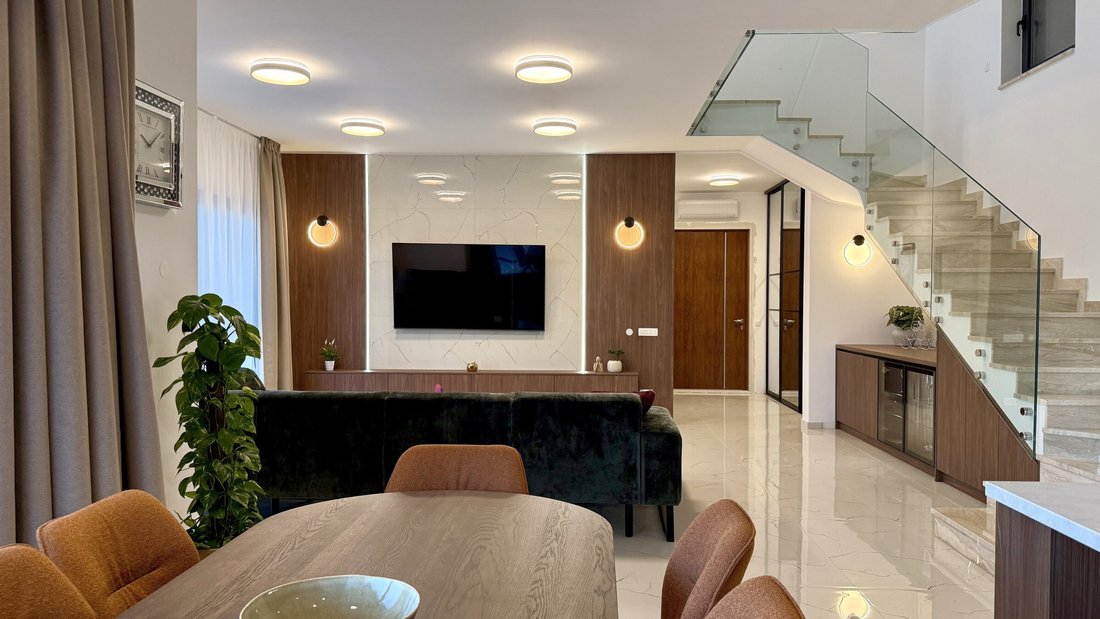 Villa in Rogoznica, Sibenik-Knin County, Croatia 3 - 17501346