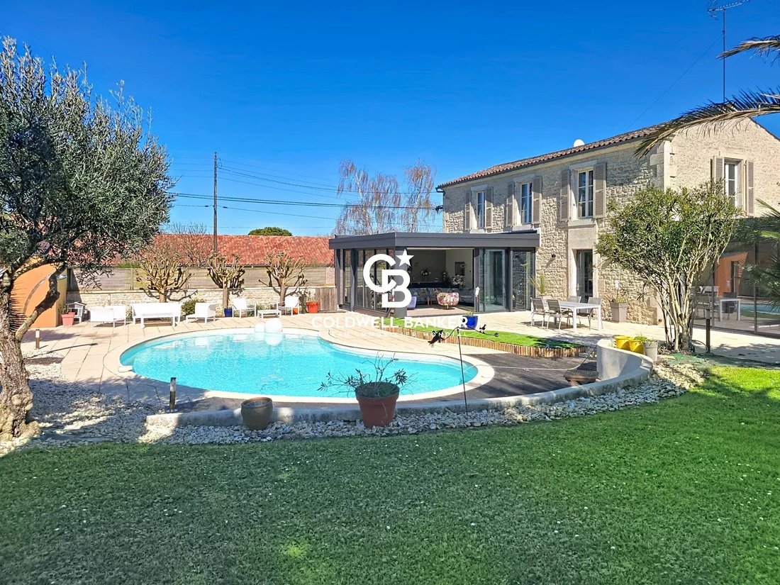 House in Fontenay-le-Comte, Pays de la Loire, France 2 - 17501563