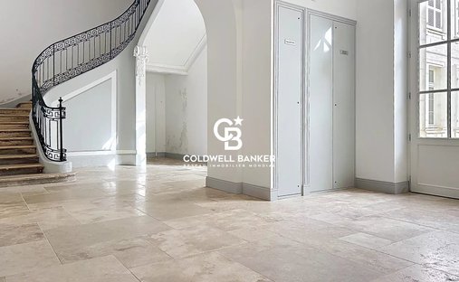 One Of Flat Roof Water Castle, Rochefort ( Commerical) - 3