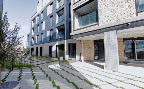 Apartment in East Pentire, Newquay, England 1