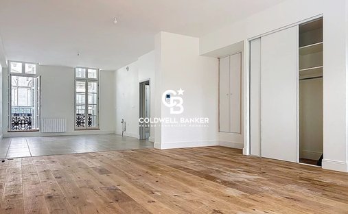 One Of Flat Roof Water Castle, Rochefort ( Commerical) - 5