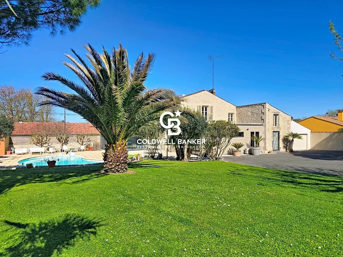 House in Fontenay-le-Comte, Pays de la Loire, France 5 - 17501563