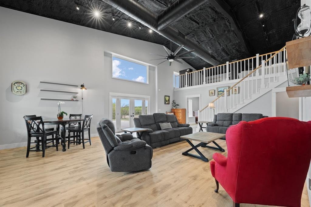 House in Cleburne, Texas, United States 3 - 17501687