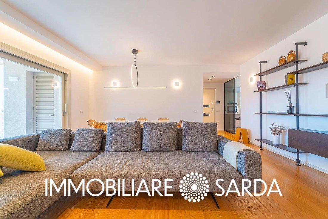 Apartment in Aldo Moro Avenue, Olbia, Italy 2 - 17502456