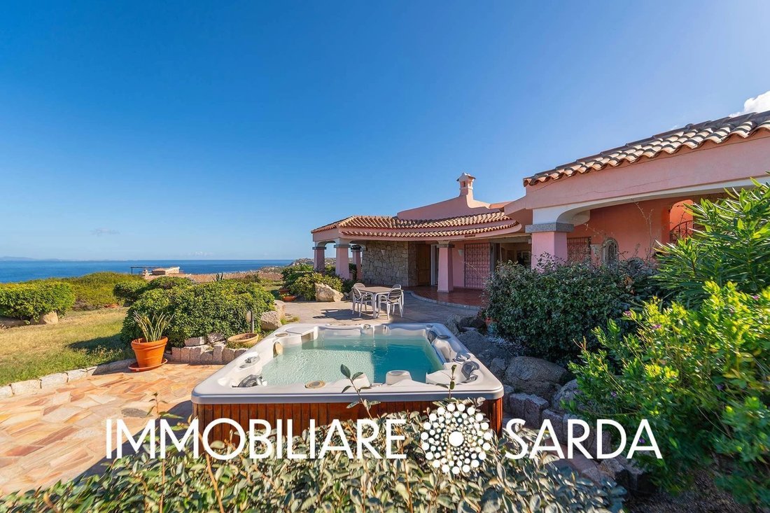 Villa in Santa Teresa Gallura, Sardinia, Italy 5 - 17502693