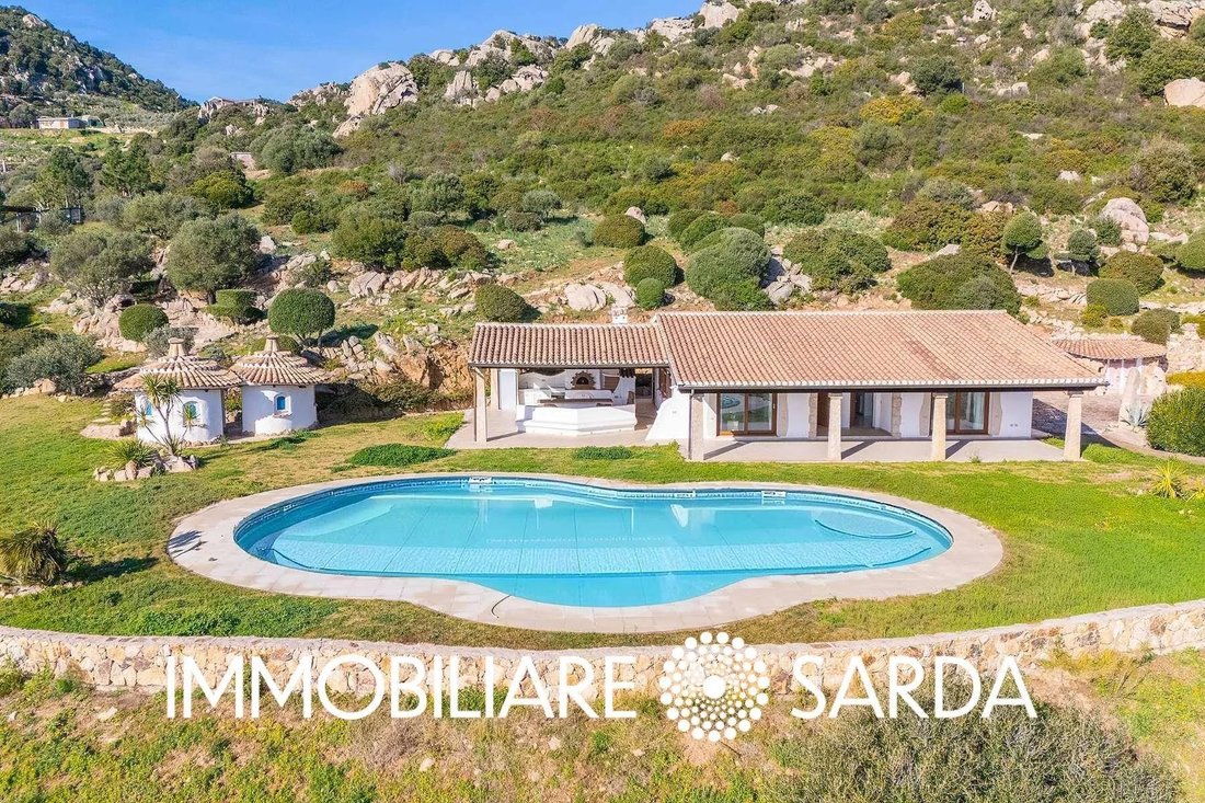 Villa in Center, Olbia, Italy 2 - 17502660