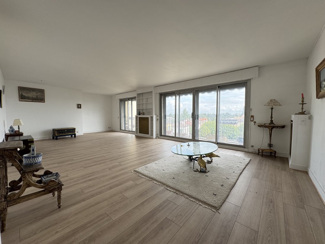 Apartment in Forêt, Saint-Germain-en-Laye, France 3 - 17302382