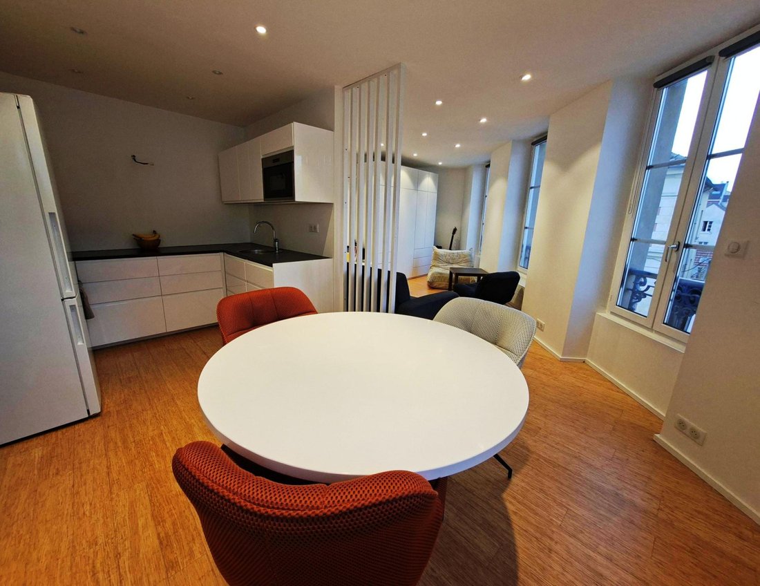 Apartment in Forêt, Saint-Germain-en-Laye, France 5 - 17381339
