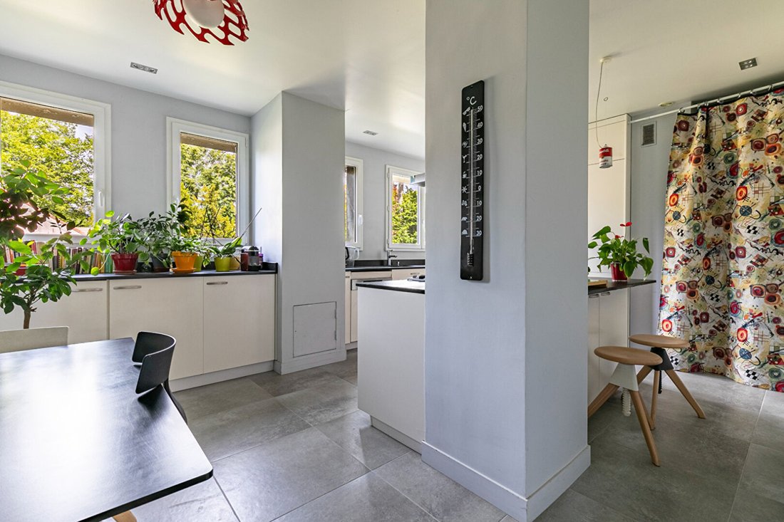 Apartment in Forêt, Saint-Germain-en-Laye, France 4 - 17480429