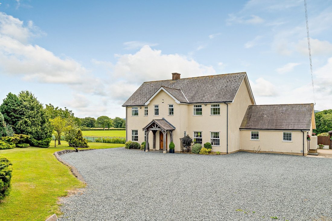 House in Groesffordd Marli, Wales 4 - 17502375