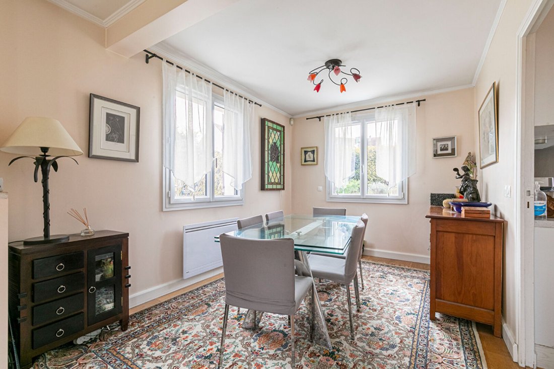 House in Sud, Chambourcy, France 4 - 17397310