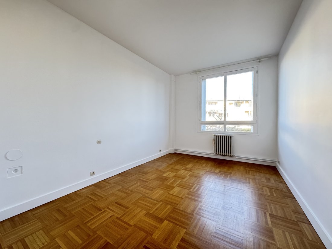 Apartment in Forêt, Saint-Germain-en-Laye, France 5 - 17397286