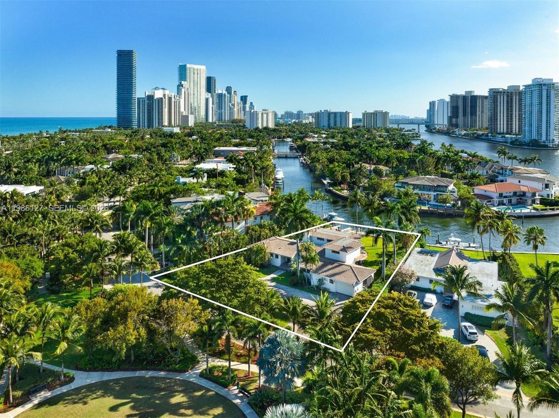 House in Golden Beach, Florida, United States 4 - 17502255