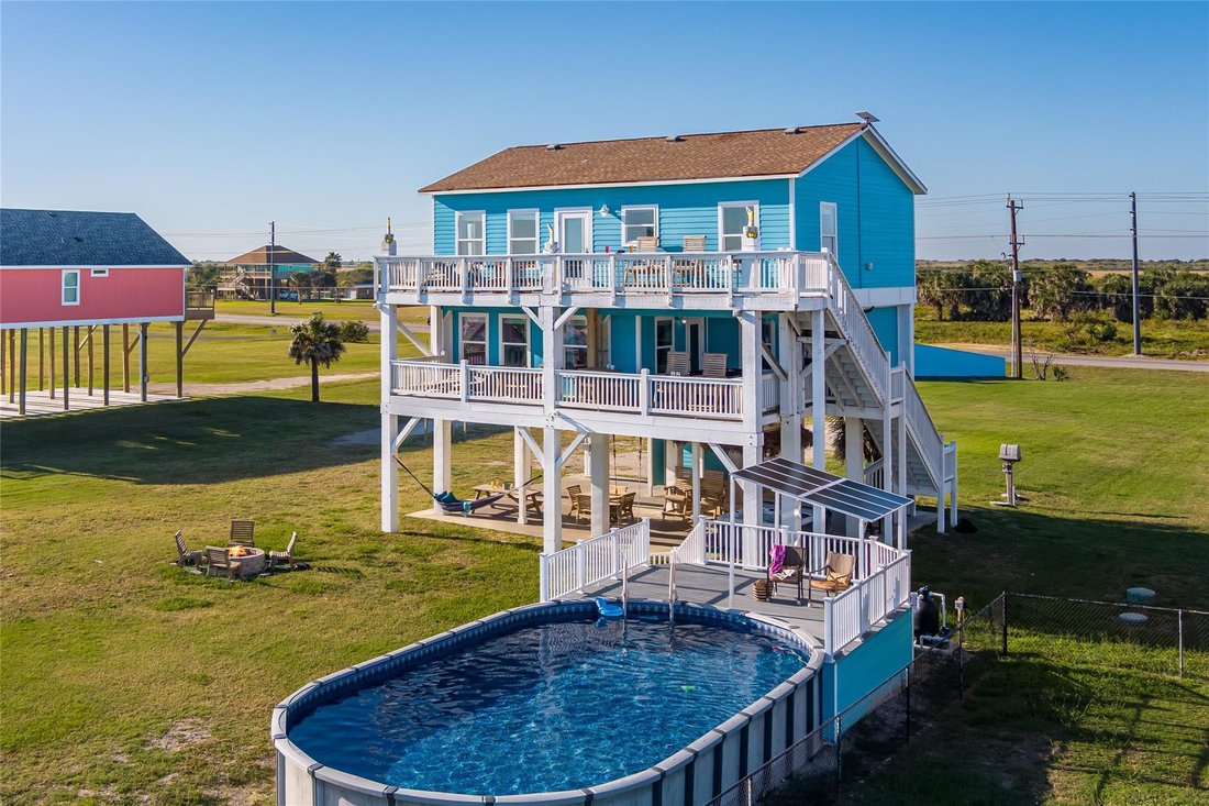 House in Bolivar Peninsula, Texas, United States 1 - 17502144