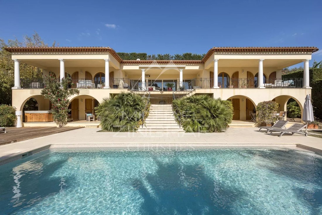 Villa in Opio, Provence-Alpes-Côte d'Azur, France 1 - 17502463