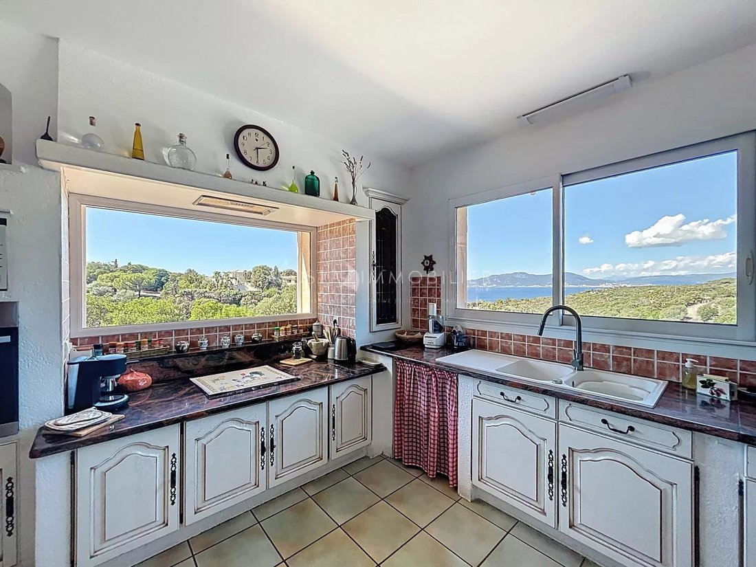 House in Coti-Chiavari, Corsica, France 5 - 16361948